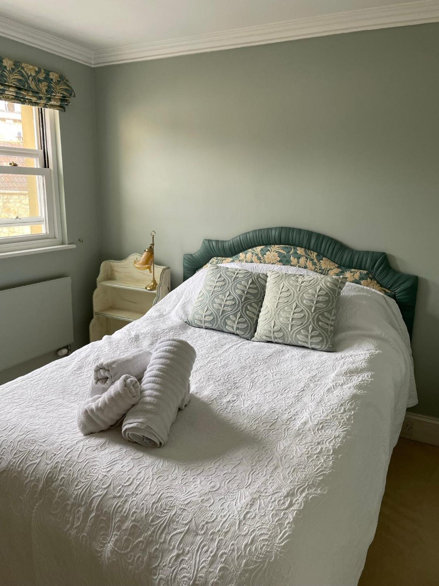 Circus Mews Townhouse:2 Beds:2 En-Suite Baths:Parking:City Centre:Quiet Area Eksteriør bilde